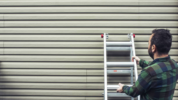 Best Custom Trim and Detailing for Siding  in East Freehold, NJ